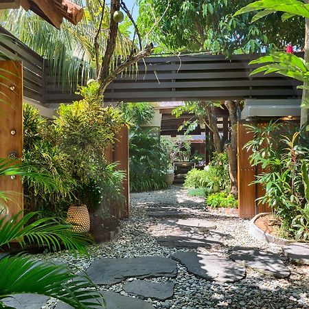 Villa Kinaree Estate Seminyak Exterior foto