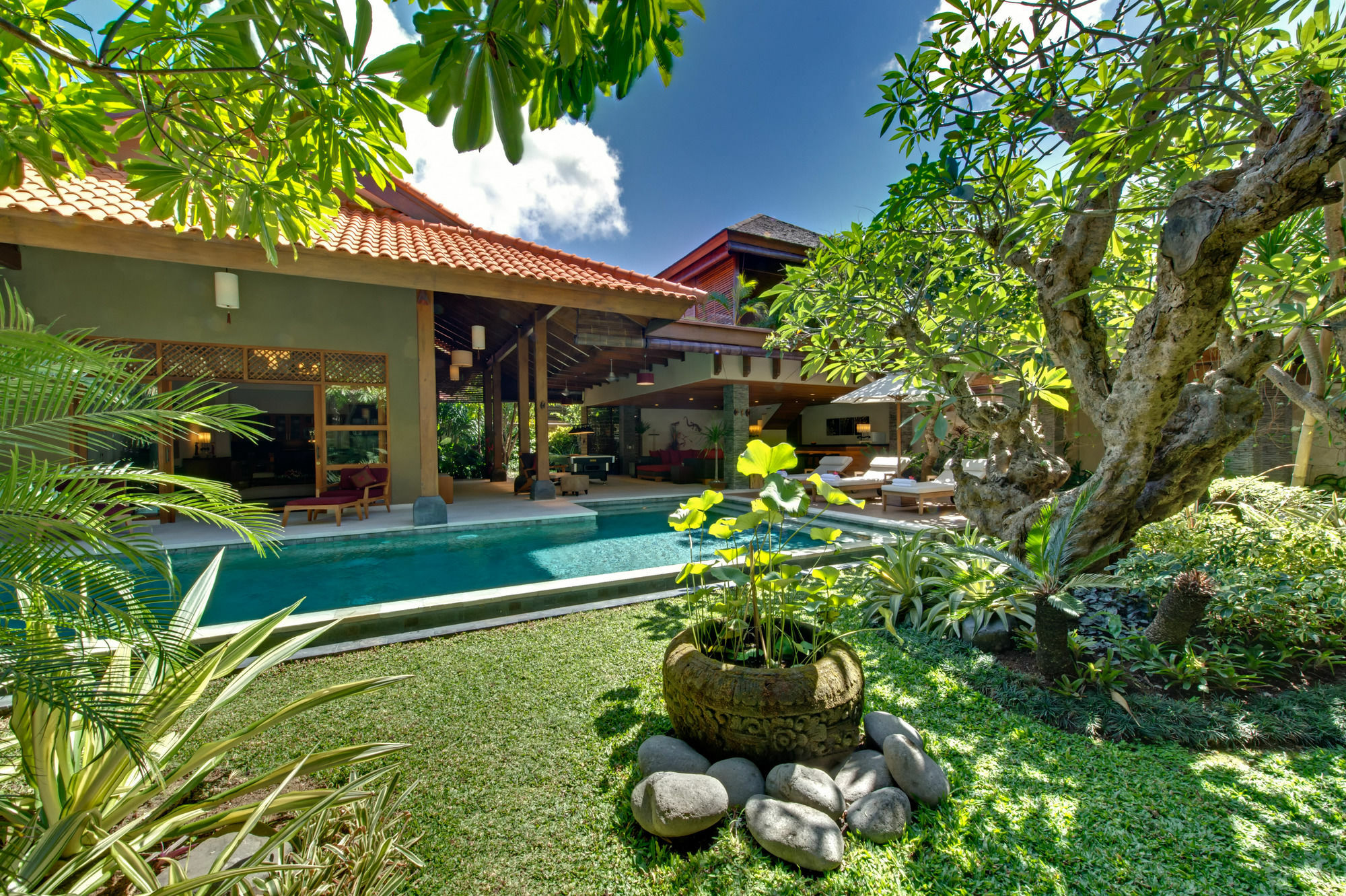 Villa Kinaree Estate Seminyak Exterior foto